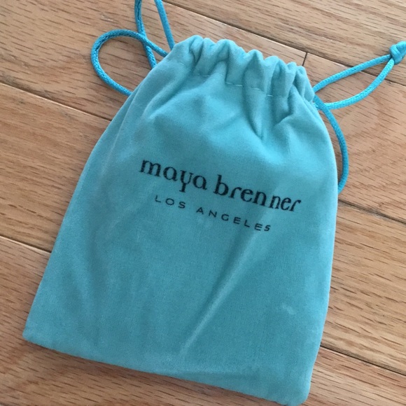 Maya Brenner LOVE bracelet - Picture 3 of 3